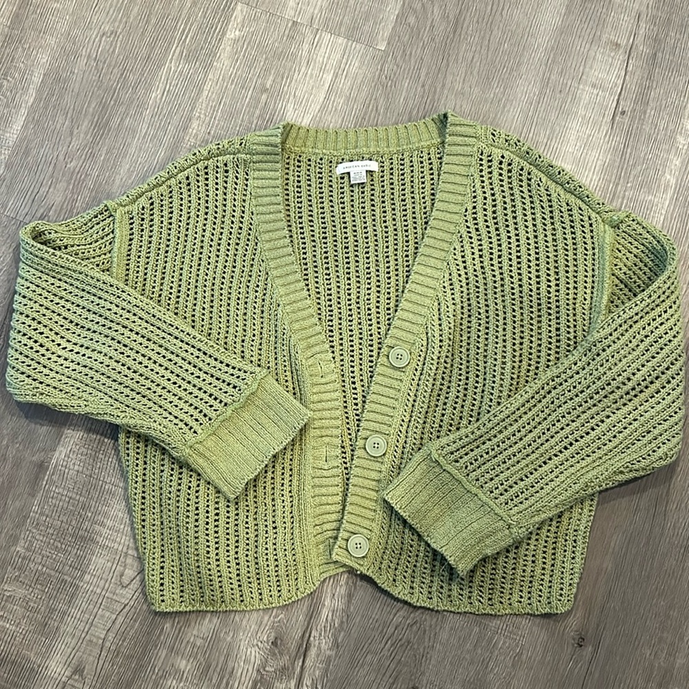Super cute 3/4 sleeve cardigan